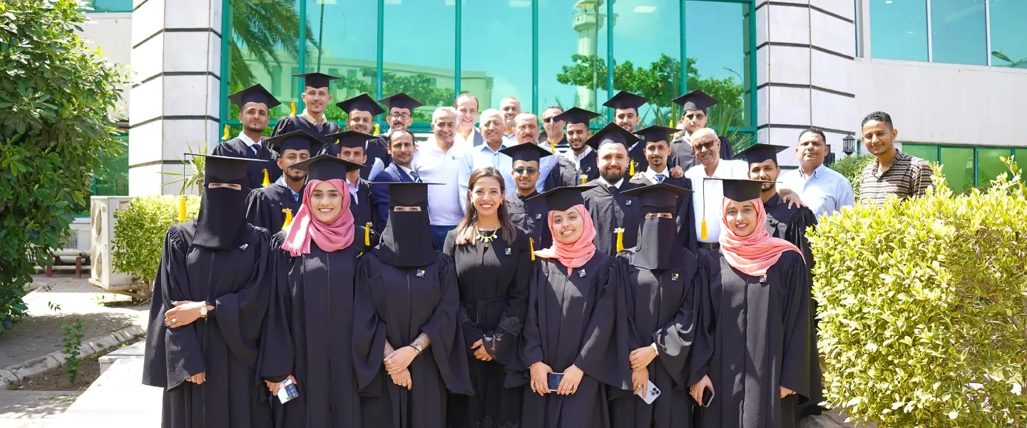 مجموعة هائل سعيد أنعم وشركاه تحتفل بتخريج الدفعة الأولى من برنامج «انطلاقة» التدريبي